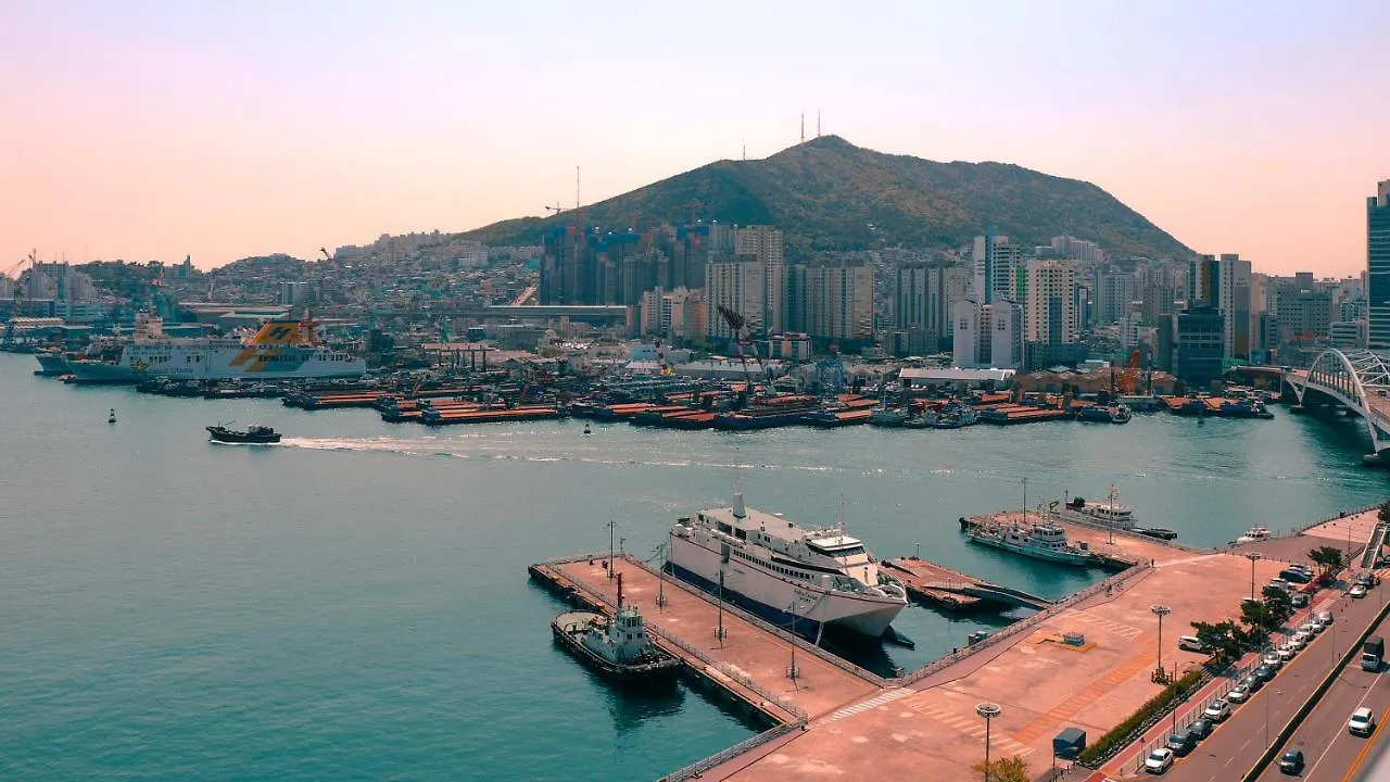 Connect Busan Hotel & Residence