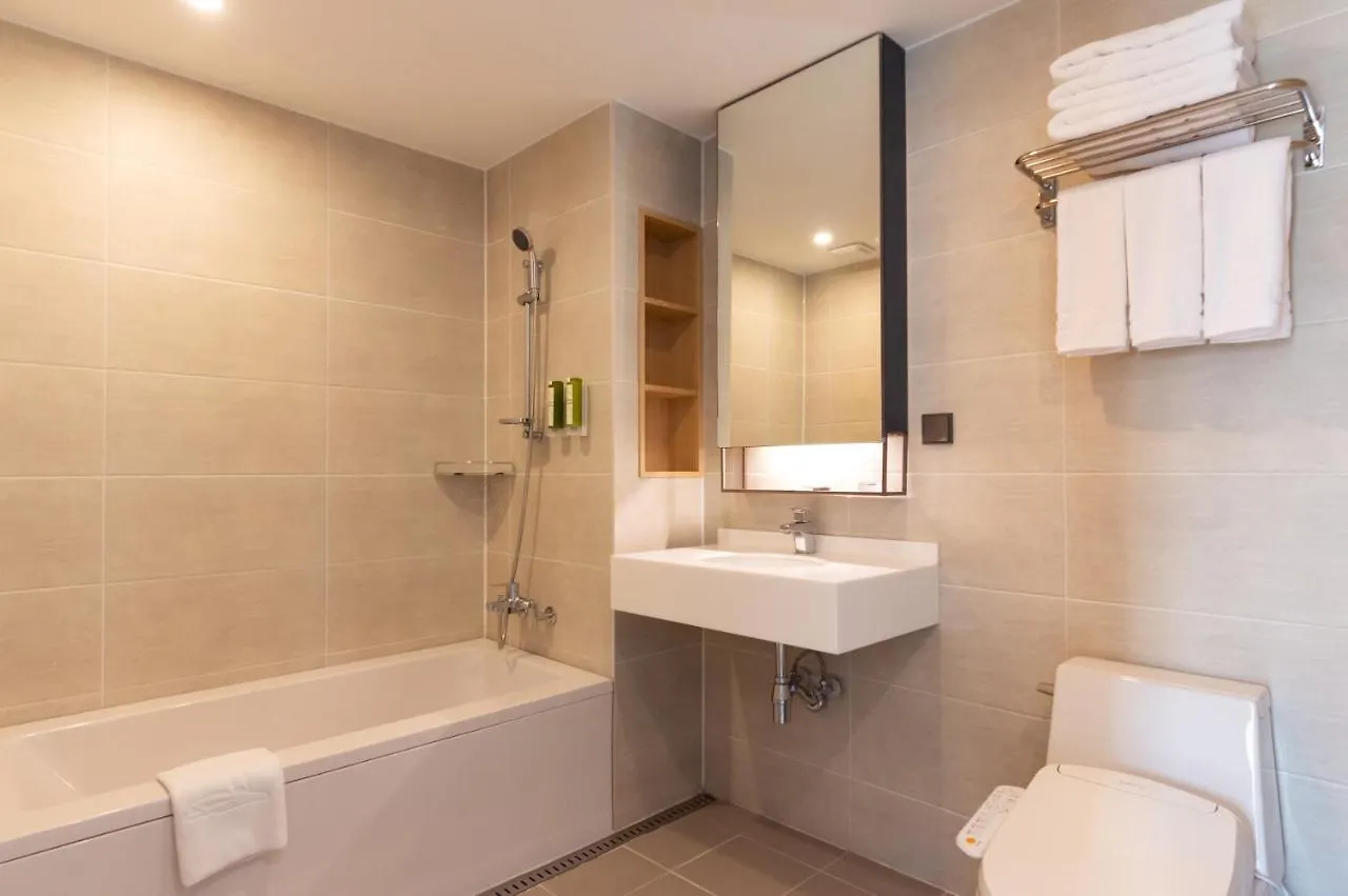Connect Busan Hotel & Residence 0*,